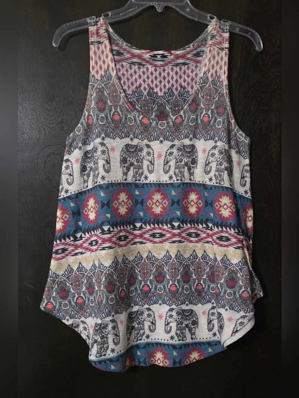 💢4For$20gaze Cream Tank Top with Blue and Red Tribal Elephant Print Knit Size L